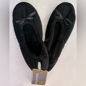 GoldToe Cushioned Black Slippers Women's Size 9 Slip Resistant Bottom New